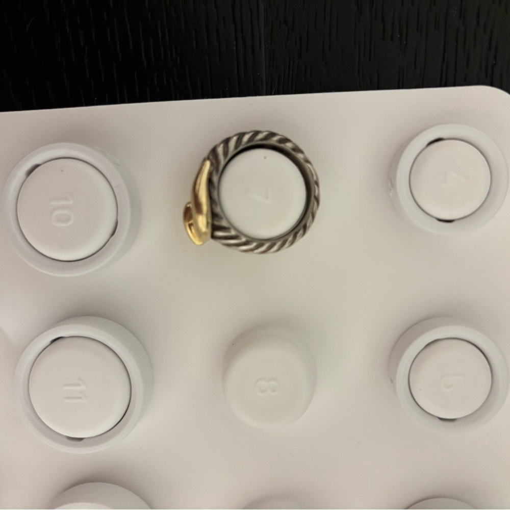 David Yurman Two-Tone Sculpted Cable Buckle Ring - Picture 10 of 10